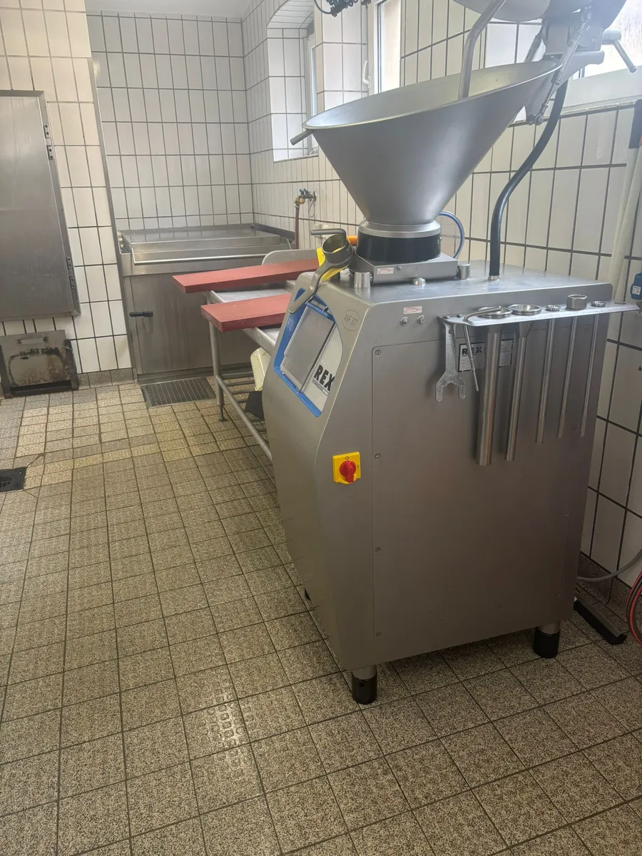 Kutter und Verarbeitungsmaschine — Metzgerei Schmitt